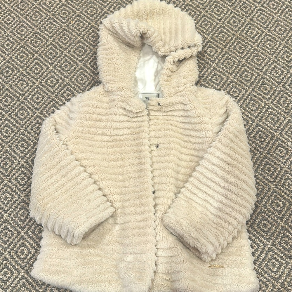 Excellent Mayoral faux fur coat